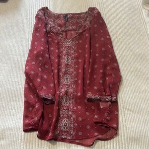 Women’s blouse